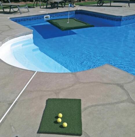 😍 Featured Product ⛳ Floating Green with Practice Balls and Mat 36" x 48"